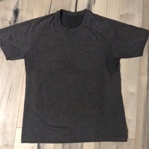 Lululemon vented tee